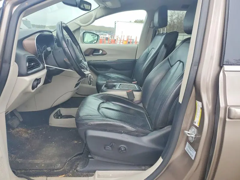 2017 CHRYSLER PACIFICA TOURING L PLUS  