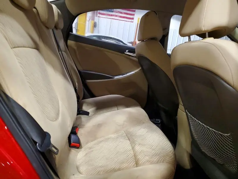 2013 HYUNDAI ACCENT GLS  