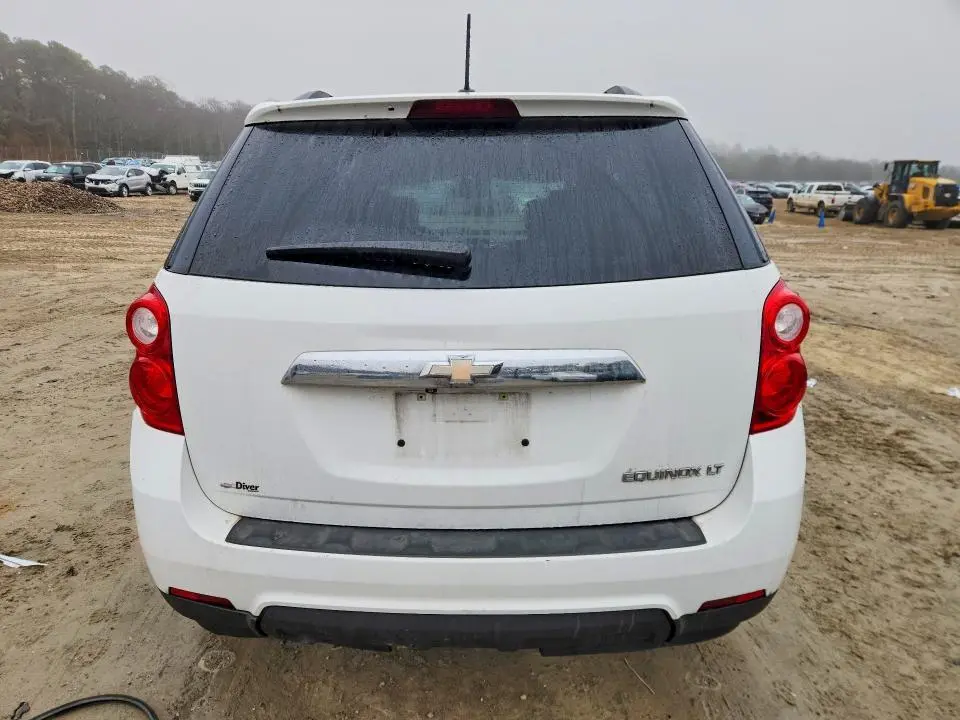 2015 CHEV EQUINOX LT  