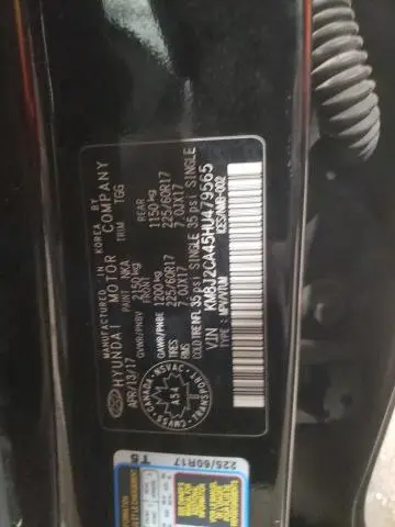 2017 HYUNDAI TUCSON SE  