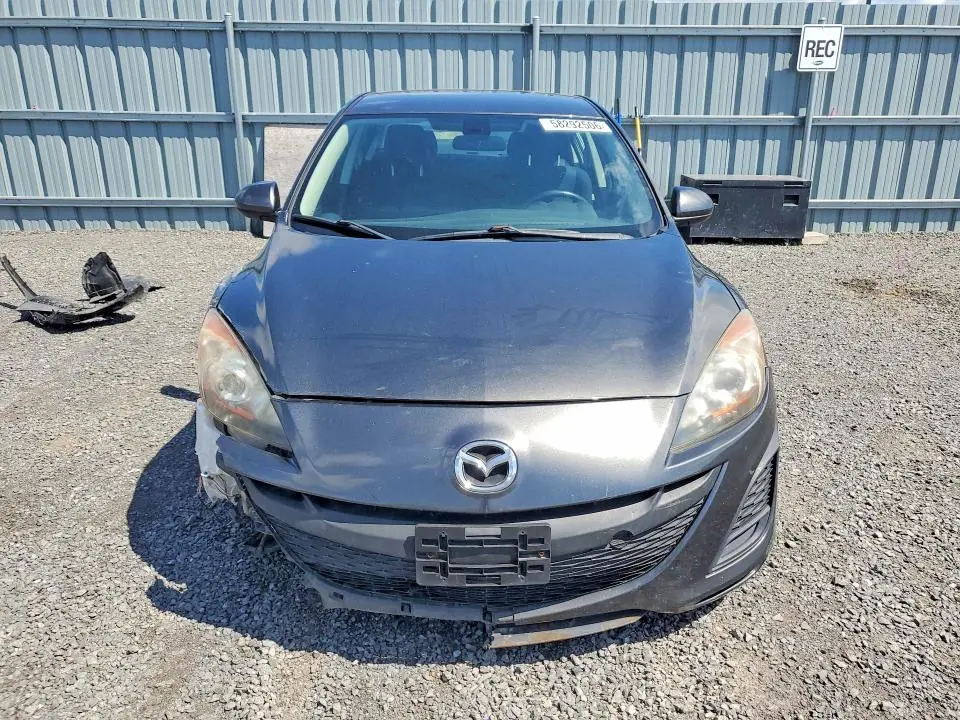 2011 MAZDA 3 I  