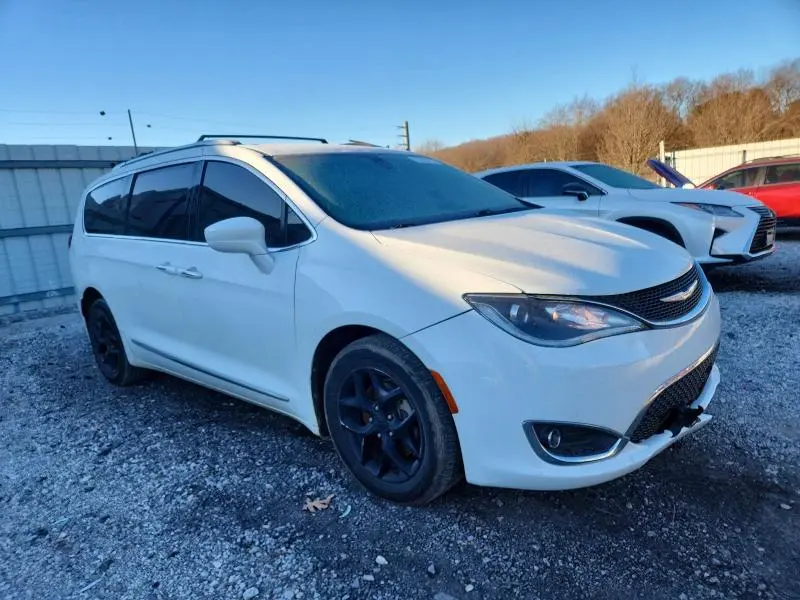 2017 CHRYSLER PACIFICA TOURING L PLUS  