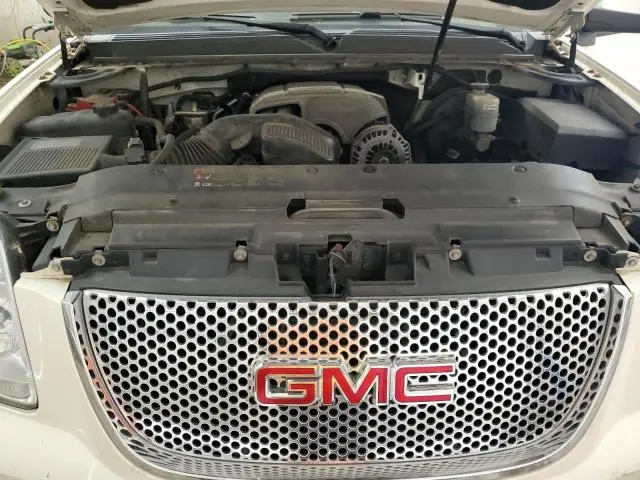 2013 GMC YUKON XL DENALI  
