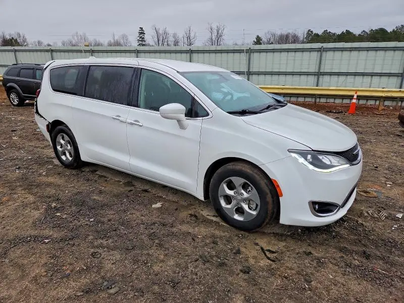 2020 CHRYSLER PACIFICA HYBRID TOURING  