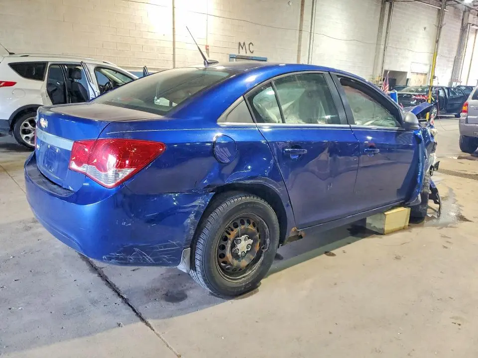 2012 CHEVROLET CRUZE LS  