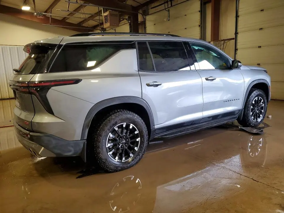 2025 CHEVROLET TRAVERSE Z71  