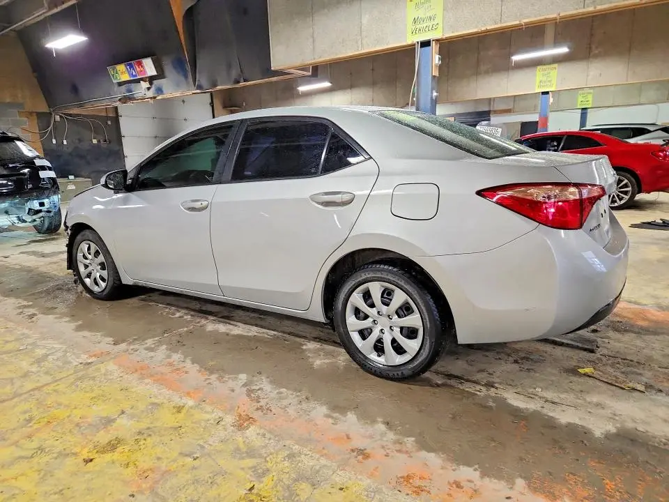 2019 TOYOTA COROLLA   