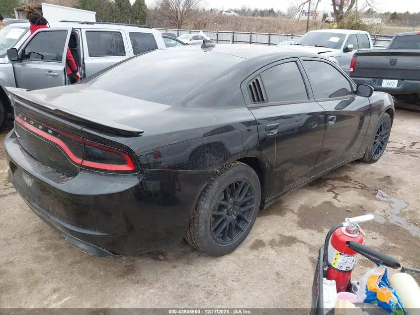 2017 DODGE CHARGER SXT RWD