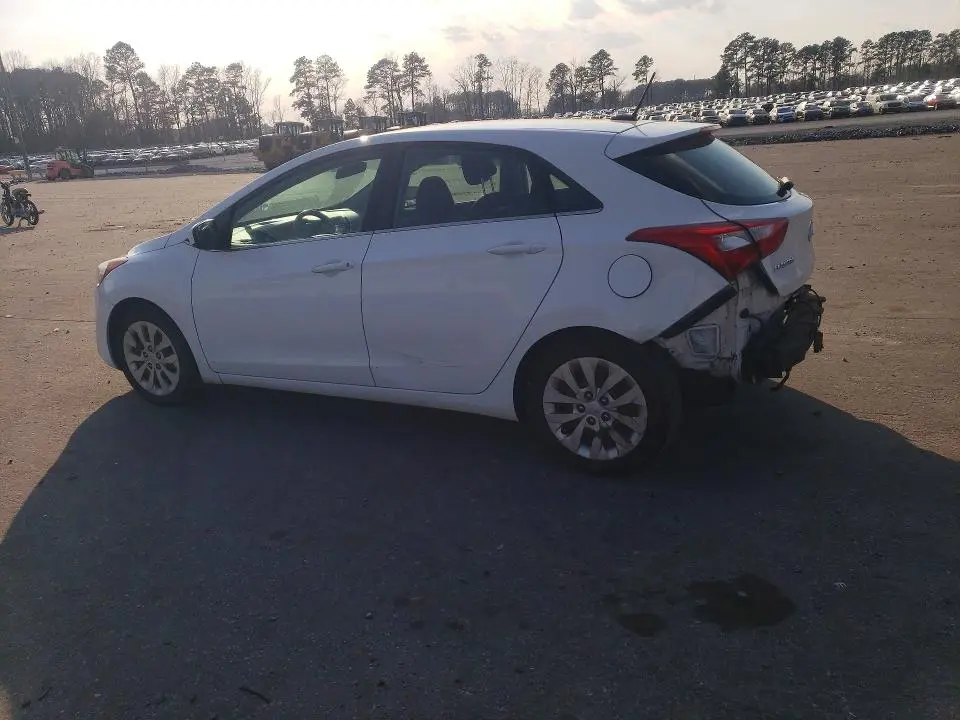2016 HYUNDAI ELANTRA GT BASE  