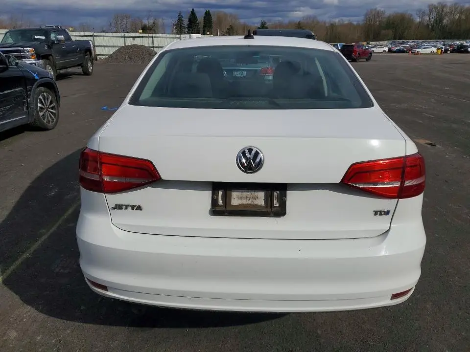 2015 VOLKSWAGEN JETTA TDI  