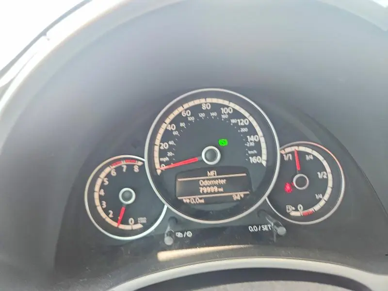 2013 VOLKSWAGEN BEETLE TURBO  
