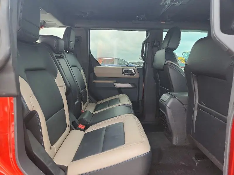 2023 FORD BRONCO BASE  