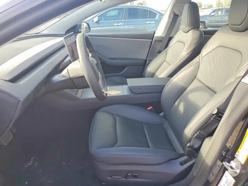 2025 TESLA MODEL 3   