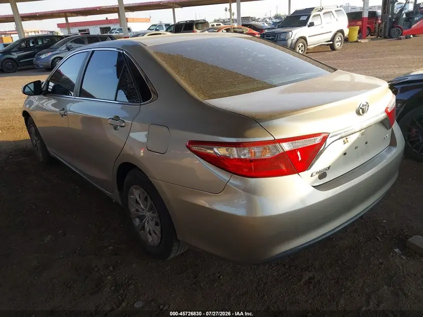 2015 TOYOTA CAMRY LE