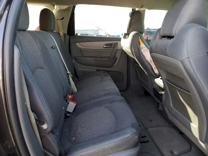 2017 CHEVROLET TRAVERSE LS  