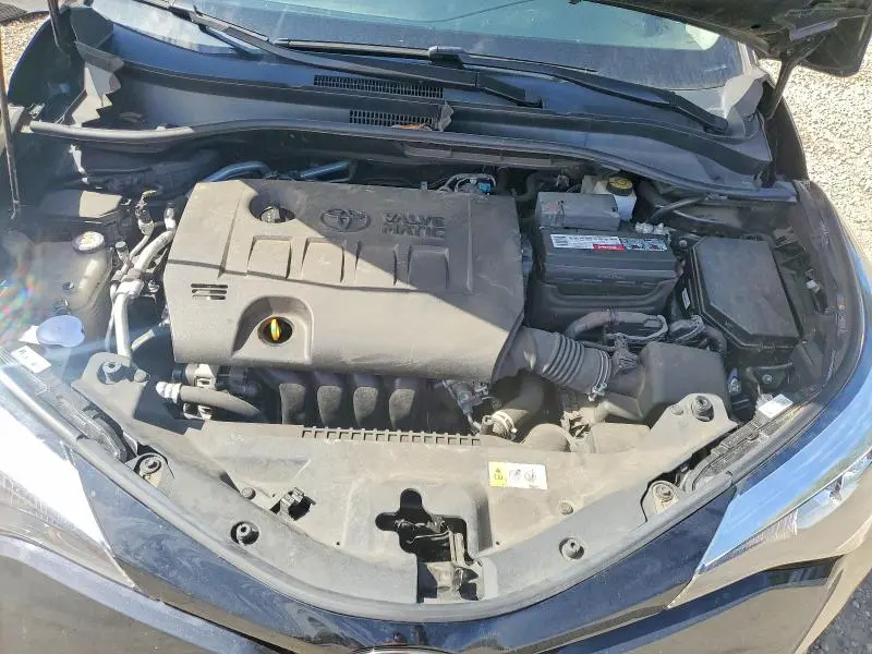 2021 TOYOTA C-HR LE  