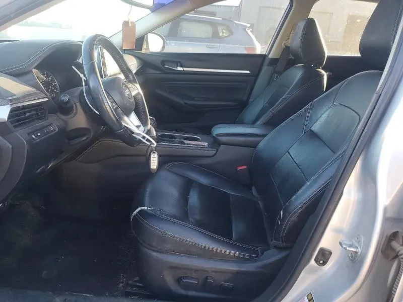 2019 NISSAN ALTIMA SL  