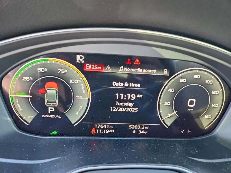 2024 AUDI Q5 E PREMIUM PLUS 55  