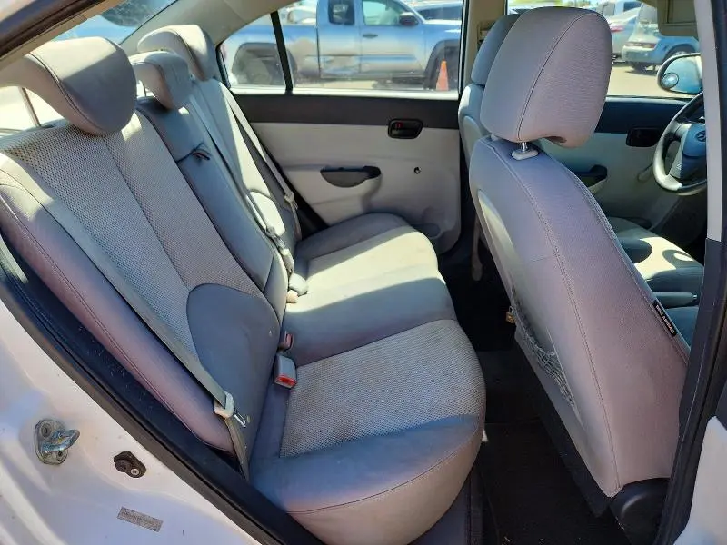 2010 HYUNDAI ACCENT GLS  
