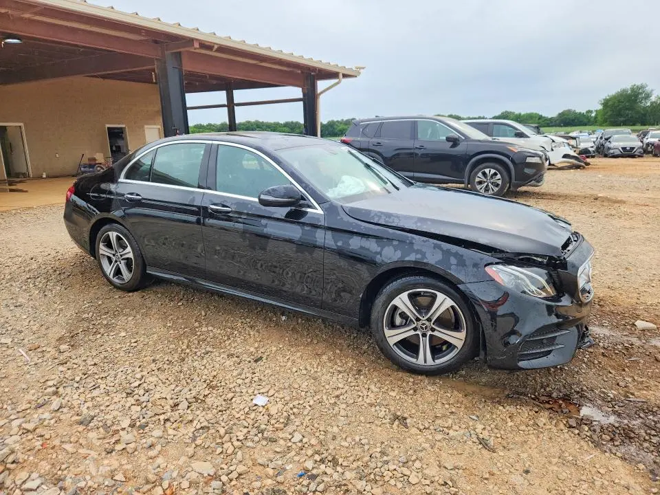 2019 MERCEDES-BENZ E 300 4MATIC  