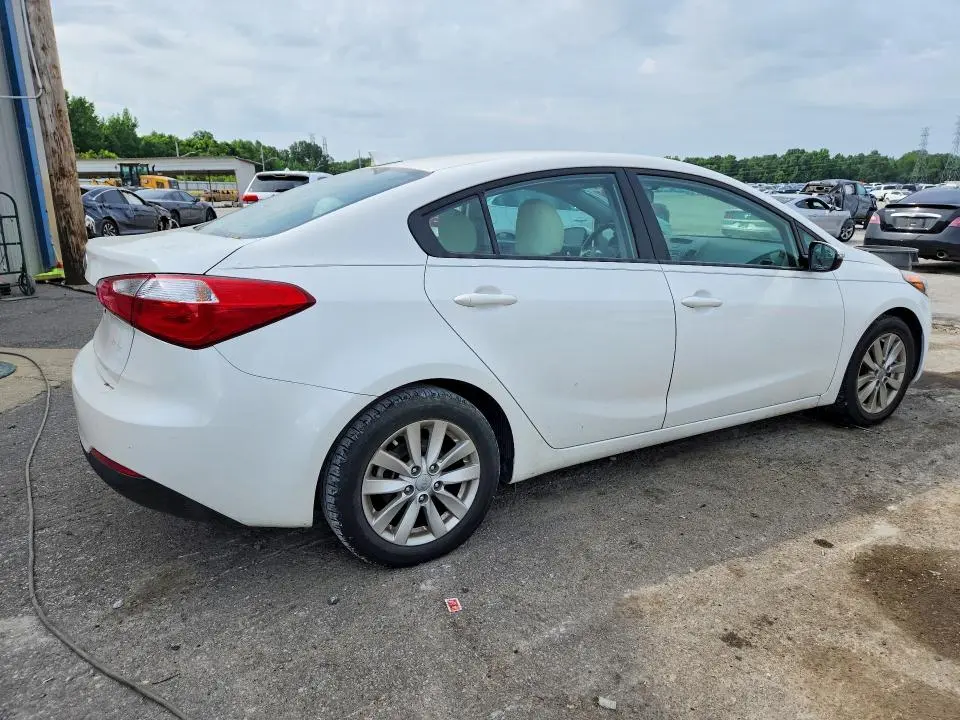 2016 KIA FORTE LX  