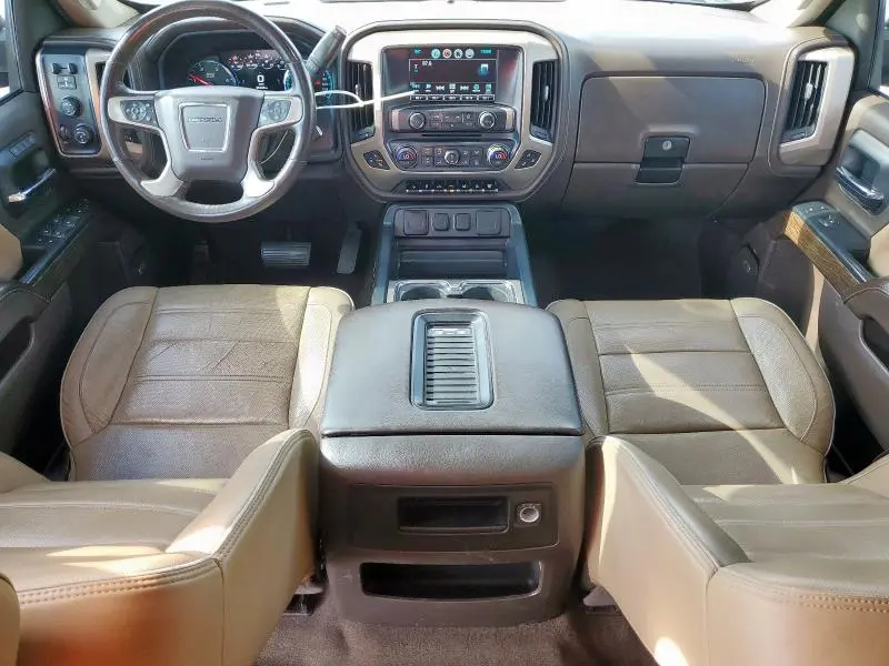 2018 GMC SIERRA K2500 DENALI  