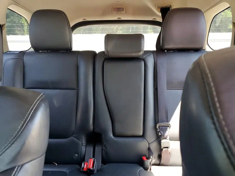 2019 MITSUBISHI OUTLANDER SE  