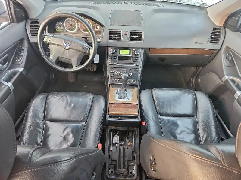 2011 VOLVO XC90 3.2  