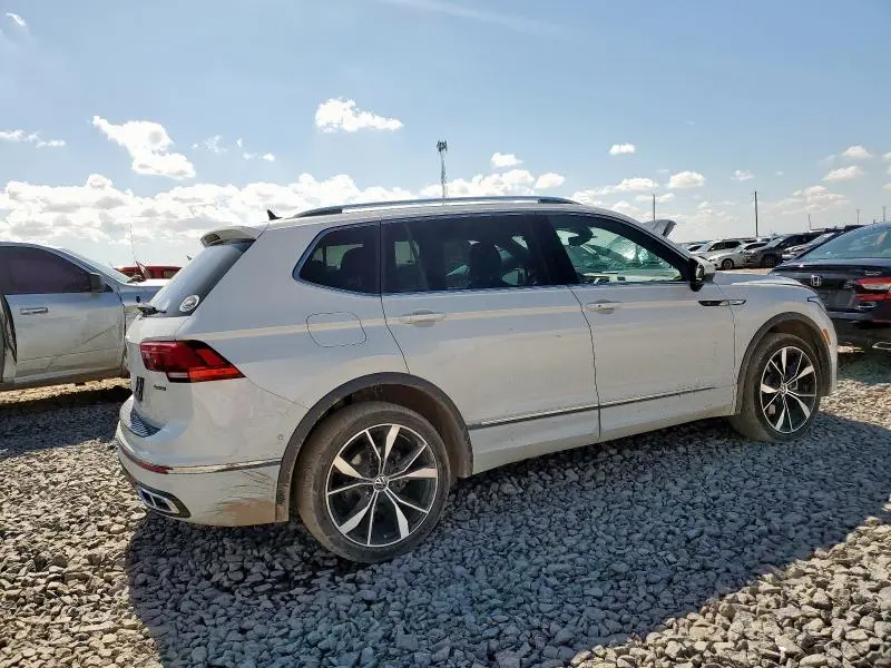2023 VOLKSWAGEN TIGUAN SEL R-LINE BLACK  