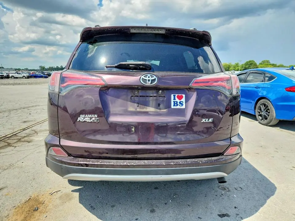 2017 TOYOTA RAV4 XLE  