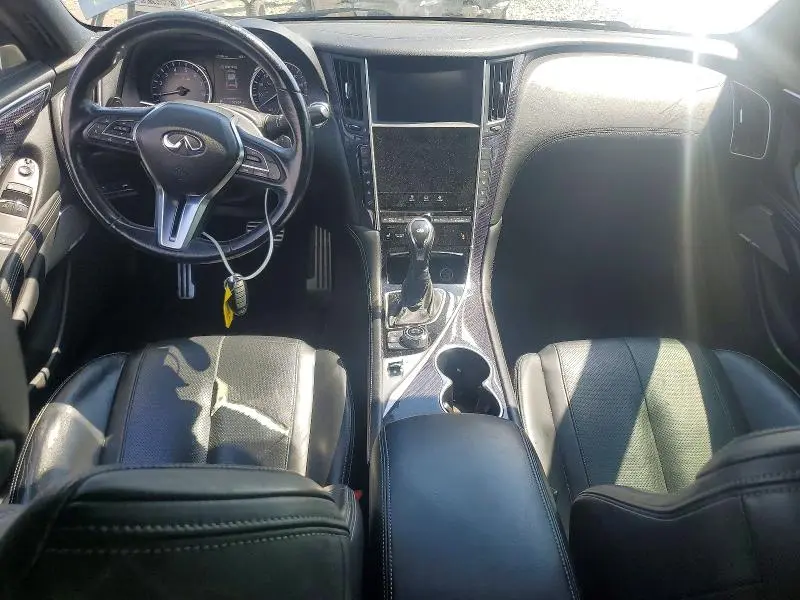 2017 INFINITI Q60 RED SPORT 400  