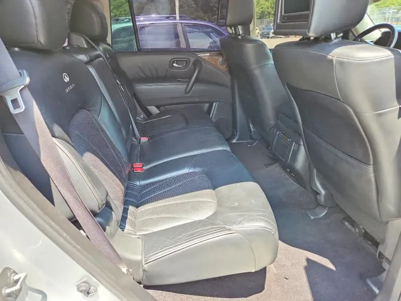 2011 INFINITI QX56 BASE  
