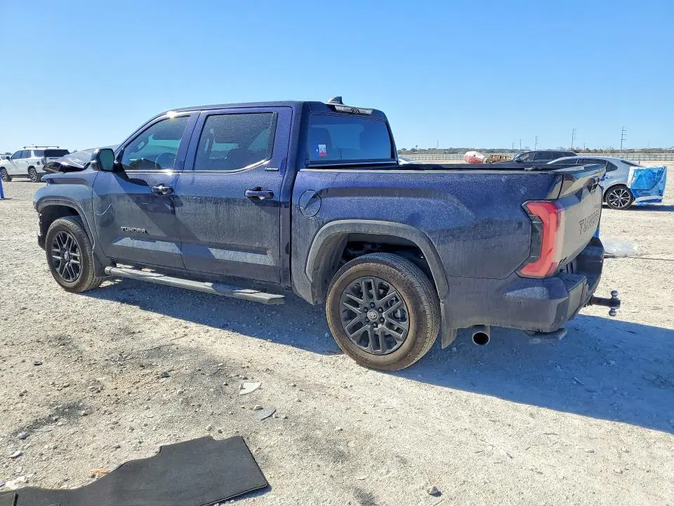 2025 TOYOTA TUNDRA CREWMAX LIMITED  