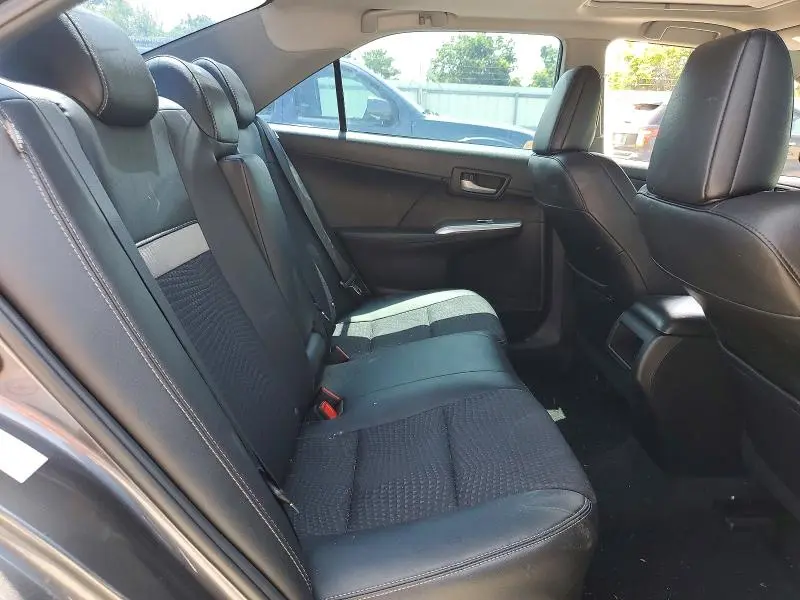 2013 TOYOTA CAMRY SE  