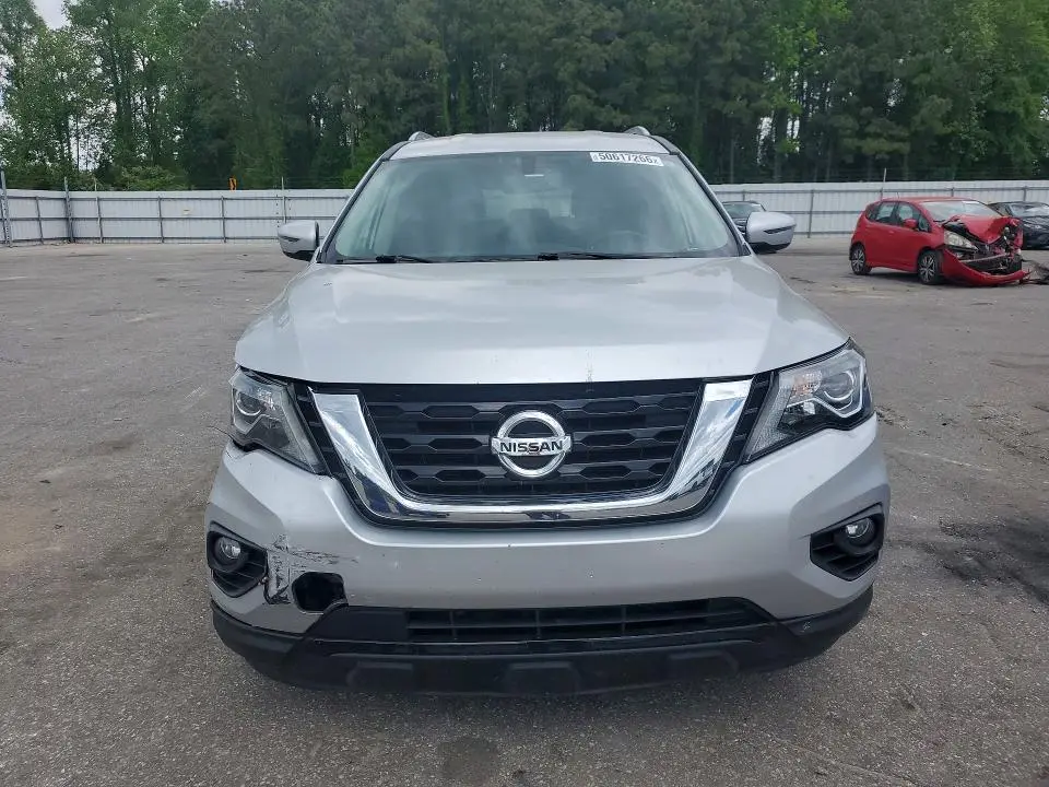 2018 NISSAN PATHFINDER SV  