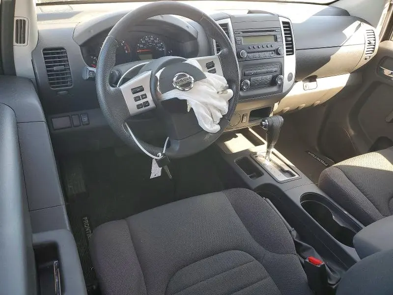 2016 NISSAN FRONTIER S  