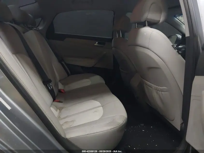2016 HYUNDAI SONATA HYBRID SE