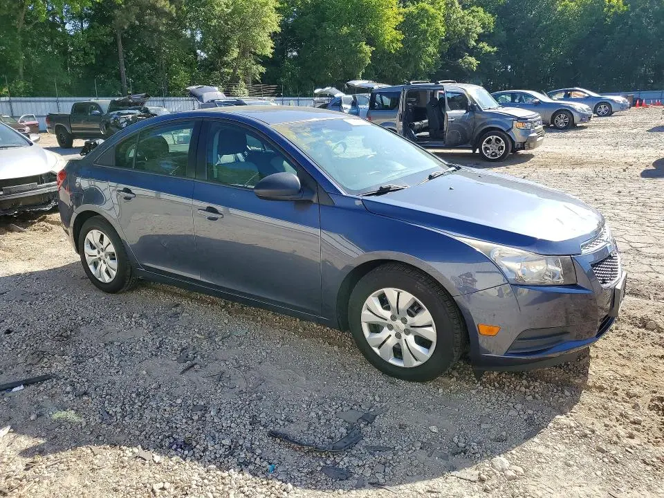 2014 CHEVROLET CRUZE LS  