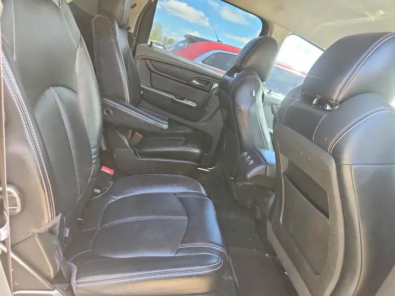 2015 GMC ACADIA SLE  