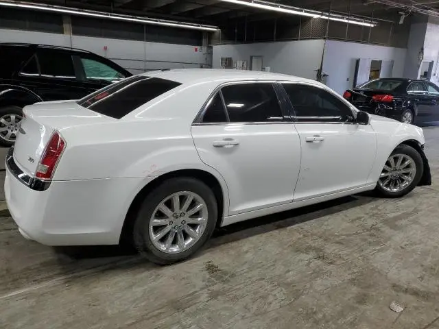 2013 CHRYSLER 300   