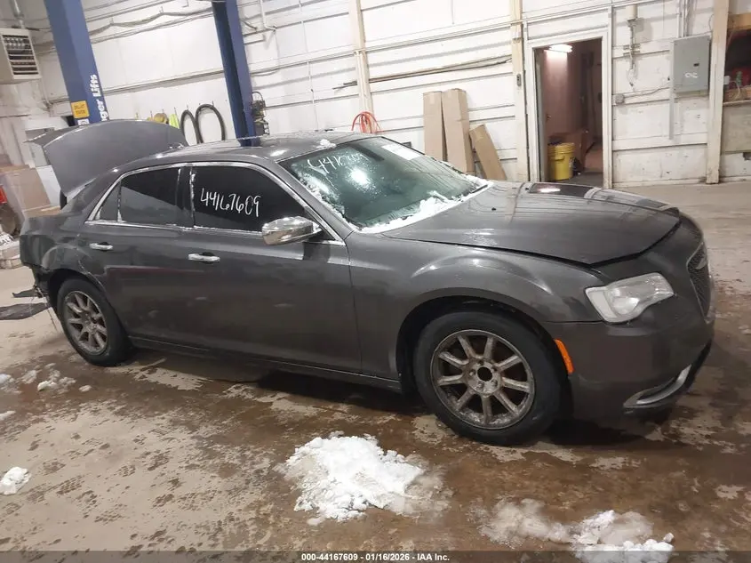 2016 CHRYSLER 300C  