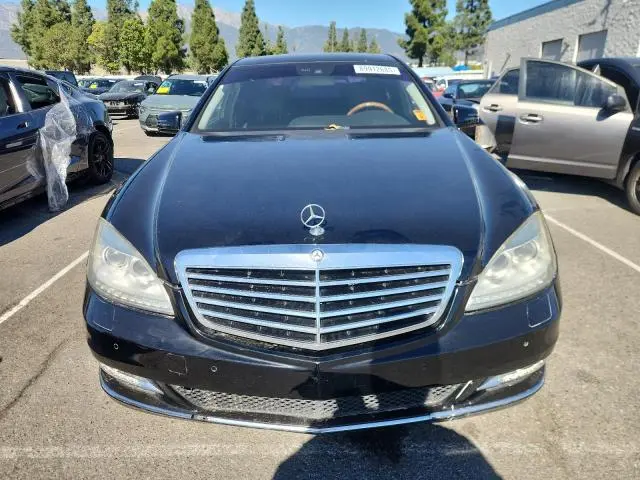 2011 MERCEDES-BENZ S 550  