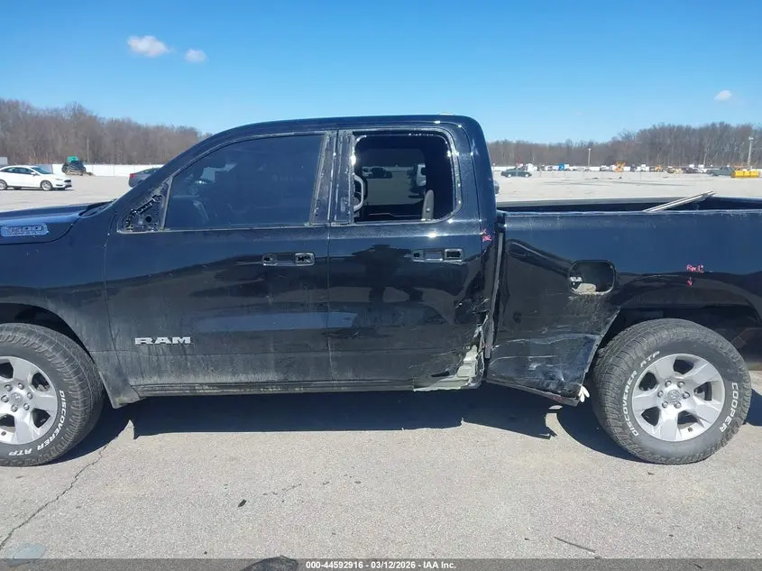 2021 RAM 1500 BIG HORN  4X4 6'4 BOX