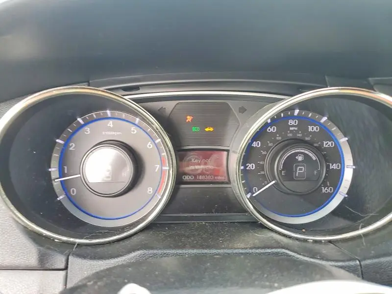 2013 HYUNDAI SONATA SE  
