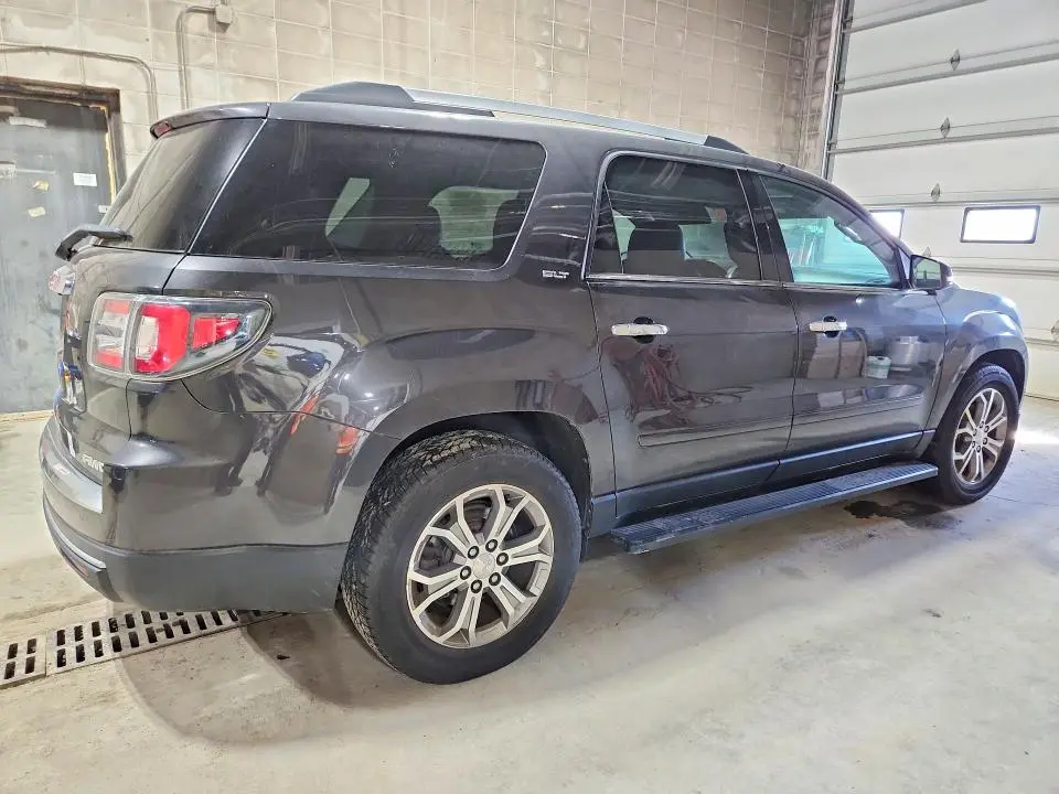 2015 GMC ACADIA SLT-1  
