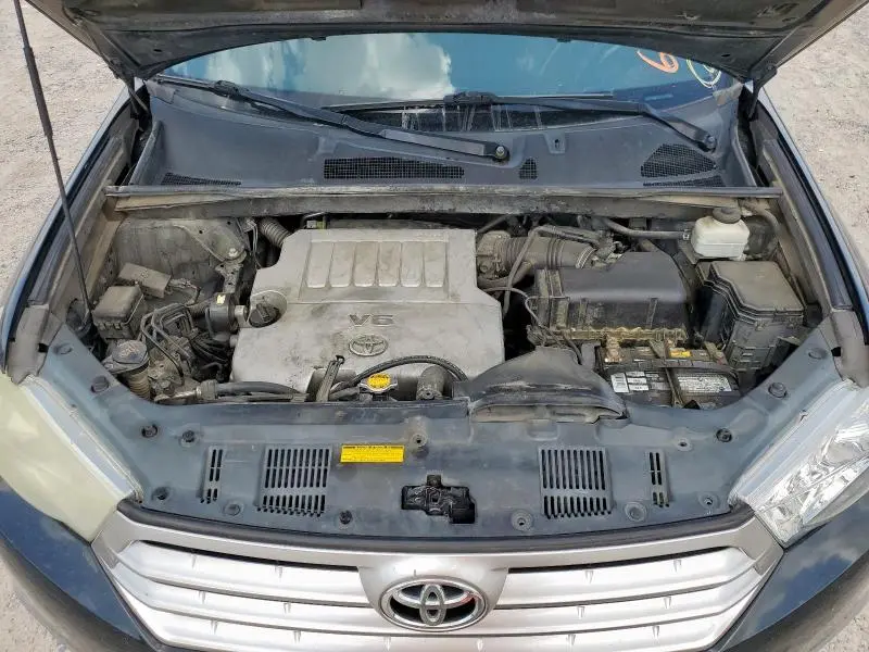 2013 TOYOTA HIGHLANDER BASE  