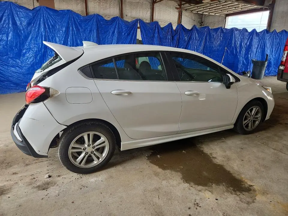 2017 CHEVROLET CRUZE LT  