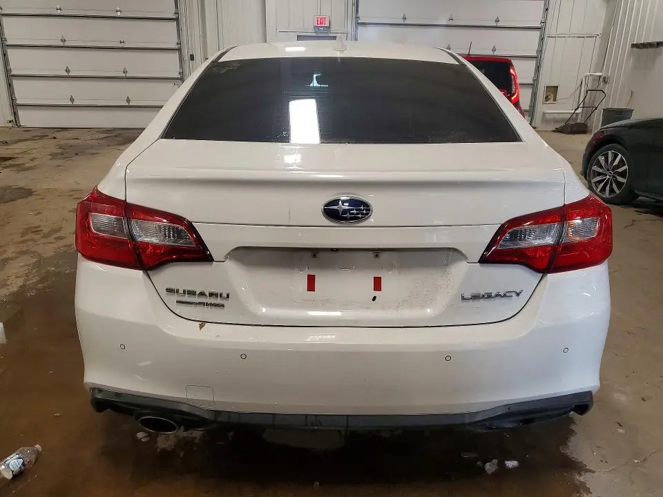 2018 SUBARU LEGACY 2.5I LIMITED  