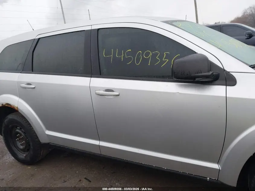 2010 DODGE JOURNEY SE