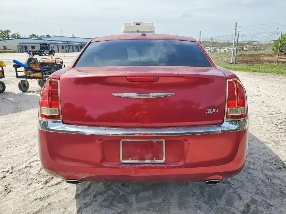 2013 CHRYSLER 300   